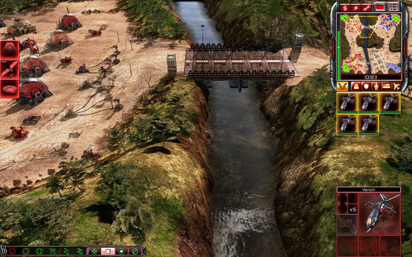 Скриншот геймплея Command & Conquer 3: Tiberium Wars