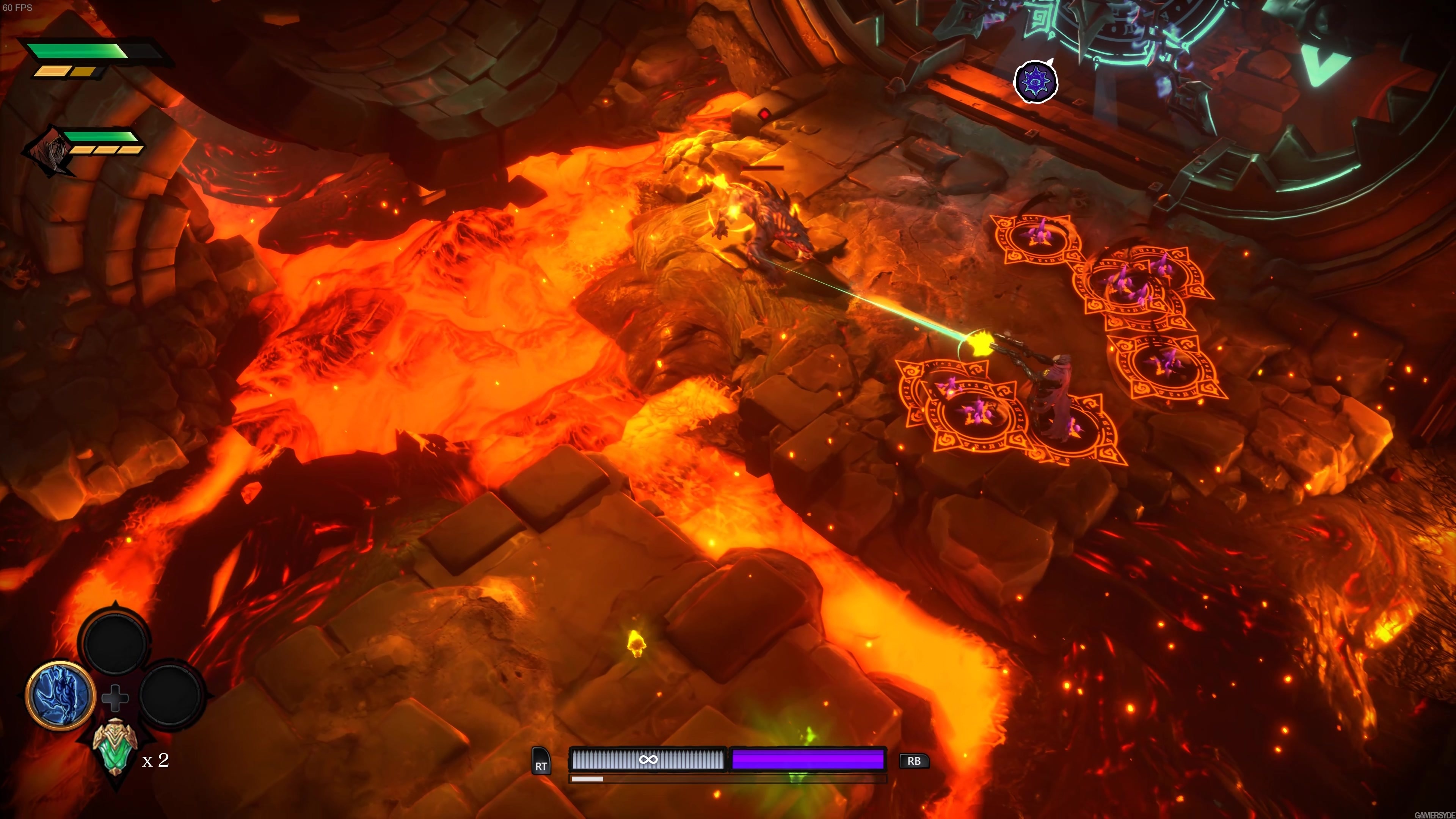 Игровой процесс Darksiders Genesis: всадник сражается с демонами в лавовом подземелье