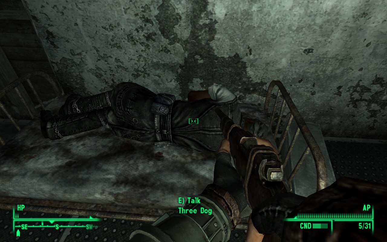 Бой с противником в Fallout 3