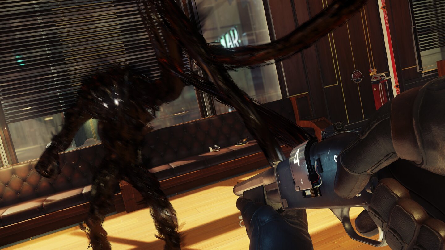 Встреча с тифоном на космической станции в Prey